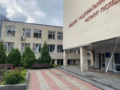 Ночь оказалась тяжелой: в ходе атаки РФ на Киев были повреждены здания и общежитие КНУ (фото)