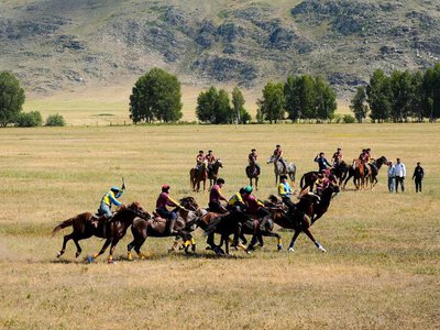 В Катон-Карагае ВКО стартовали народные игры