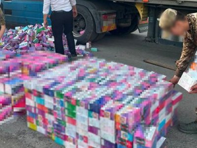  На границе с Россией в Казахстан пытались ввезти вейпы на полмиллиарда тенге 