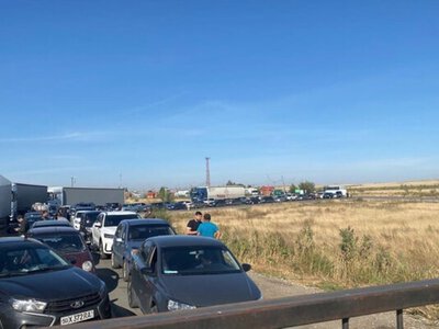 Казахстан ограничил въезд автомобилей на свою территорию
