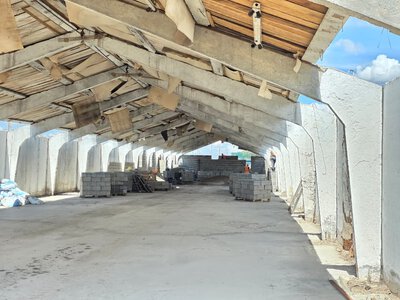 В поселке Аршалы продолжается капитальный ремонт центрального стадиона