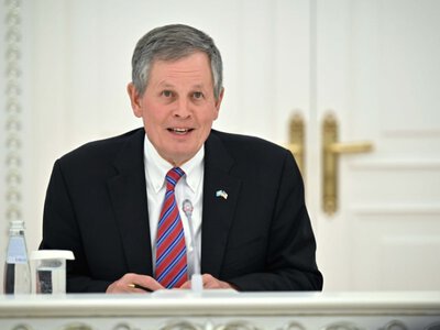  Токаев и сенатор США обсудили инвестиции и предстоящий саммит G20 