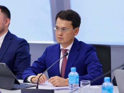  В партии «Әділет» обсудили будущее цифрового государства 