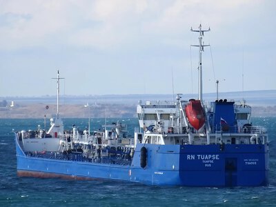 СБС взорвали еще 14 танкеров РФ в Азовском море: установлен новый рекорд