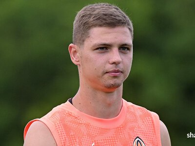 Валерий Бондарь одобряет трехразовые тренировки на сборах Шахтера