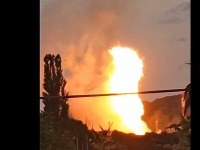 Зеленский заявил об ударах по нефтебазам РФ: поражены объекты за 1500 км от границы Украины (видео)
