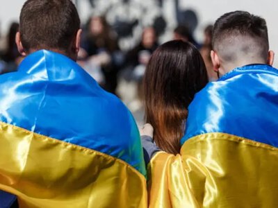 Требуют военно-учетный документ у подростков на границе: законно ли это