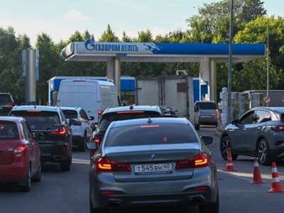 В шести регионах России полностью исчез бензин для населения