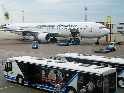 В Украине могут возобновить работу аэропортов: какие сроки и условия