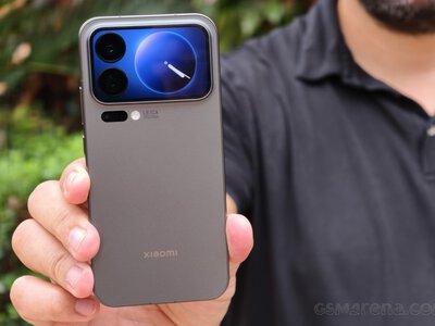 Новый смартфон Xiaomi получил две 200 МП камеры и мощный чип: когда он выйдет