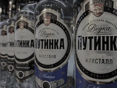 Смертность среди свободных мужчин в РФ в три раза выше, чем среди заключенных, из-за алкоголя - СВР