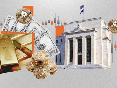 Биткойн обвалился почти вдвое в 2026 году: почему криптовалюта упала и стоит ли ее покупать сейчас