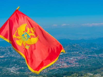 Уже более 20 лет не печатает собственные деньги: какая страна не имеет своей валюты
