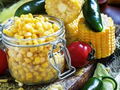 Консервированная кукуруза как в магазине: простой домашний рецепт для зимних запасов
