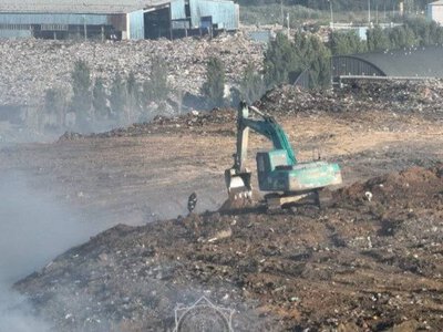  120 человек и 150 единиц техники: в Астане продолжают тушить пожар на полигоне ТБО 