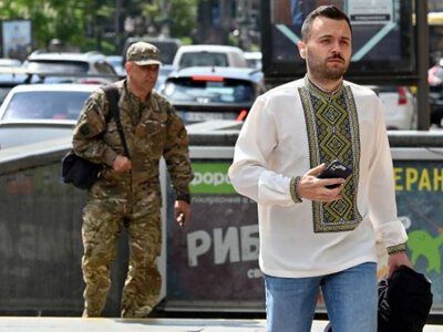 20-й раз за время войны: Зеленский внёс в Раду законопроекты о продлении военного положения и мобилизации