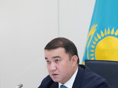 В ТУРКЕСТАНСКОЙ ОБЛАСТИ ПРОДОЛЖАЕТСЯ РАБОТА ПО ПРИВЛЕЧЕНИЮ К ТРУДУ БЕЗРАБОТНОЙ МОЛОДЕЖИ И МОЛОДЕЖИ КАТЕГОРИИ NEET ЧЕРЕЗ ЭКСКУРСИИ НА МЕСТНЫЕ ЗАВОДЫ