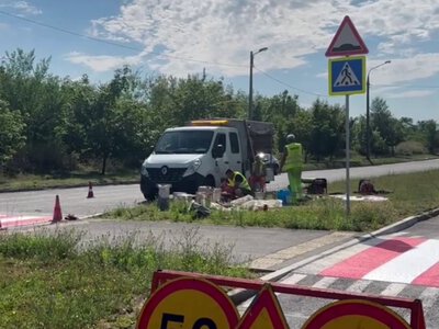 У Запоріжжі оновлюють підвищені пішохідні переходи: де сьогодні можливі ускладнення руху