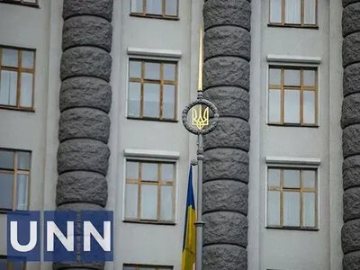 Консультации по новому правительству продолжаются, ситуация с министром обороны пока абсолютно неопределенная - нардеп