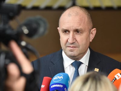 Болгария выходит из «коалиции желающих» в поддержку Украины, заявил премьер Радев