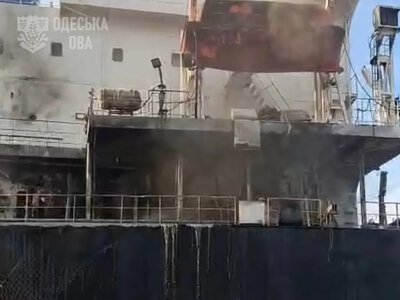 Россия снова атаковала порт Одесщины: беспилотник попал в гражданское судно, есть погибшие