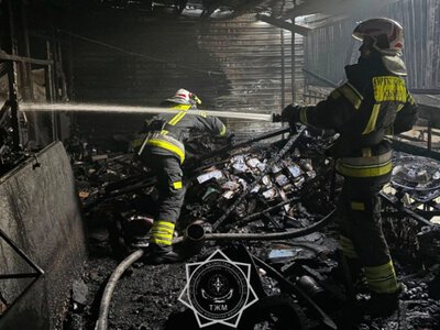  В Шымкенте загорелся строительный магазин 