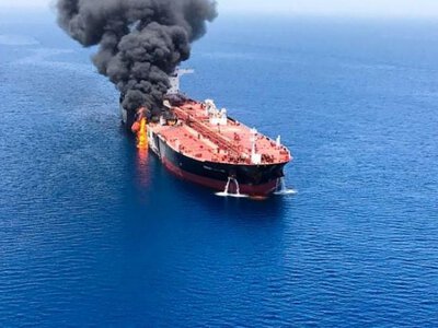 Морской бой в Черном море: украинские дроны за ночь поразили 20 российских танкеров и судов