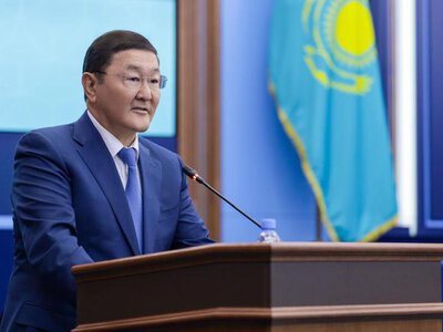 Генеральный Прокурор обсудил с ветеранами органов прокуратуры реализацию принципа «Закон и Порядок» и вопросы воспитания молодежи