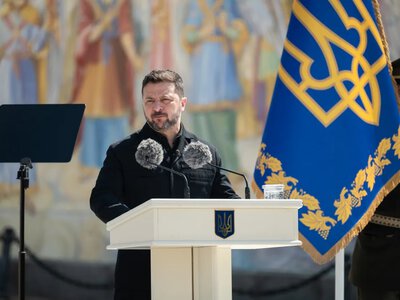 Зеленский проведет встречу с министром обороны и руководством армии перед заседанием Слуги народа