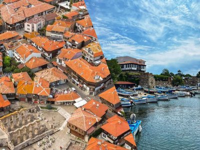 Куда украинцам поехать на море в июле: эта бюджетная страна удивит своими ценами