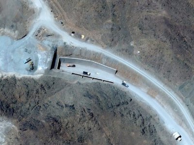  Трамп пригрозил уничтожить секретный ядерный объект Ирана под горой 