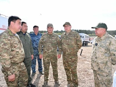 В Бородулихинском районе продолжается тушение пожара