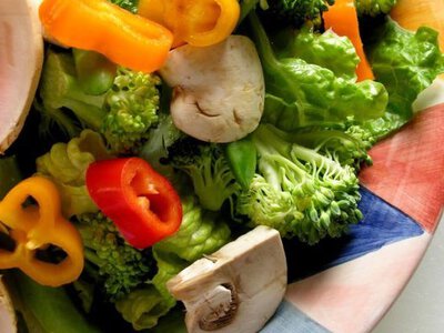 Дієтолог розповіла, які продукти допоможуть “обдурити” шлунок