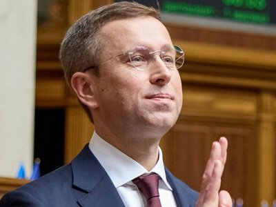 От охранника до премьер-министра: невероятная история Сергея Корецкого