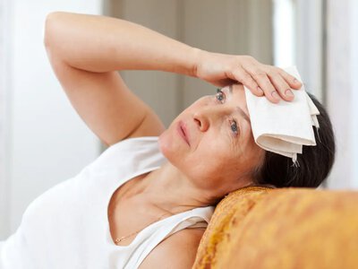 Почему в жару портится настроение: как температура выше +30°C влияет на психику