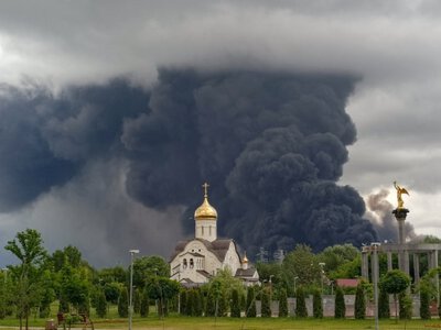 «Восстановления мощностей не будет»: экономист Игорь Липсиц о последствиях ударов по НПЗ в РФ