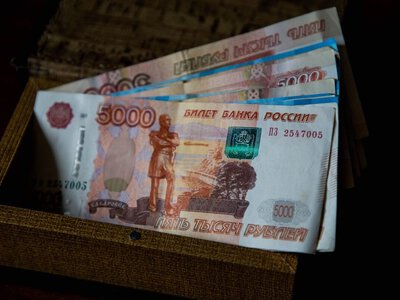 Кремль доводит бизнес до краха: тысячи российских компаний приближаются к дефолту