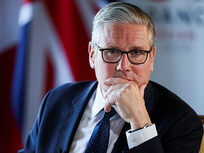 Стармер з неанонсованим візитом прибув до Києва