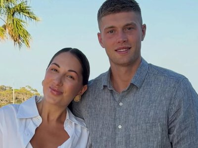Дружина Артема Довбика на 6-річчя шлюбу замилувала їхніми чуттєвими обіймами (фото)
