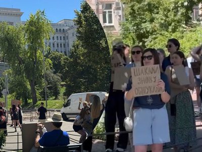 Третий день подряд в Киеве возле театра Франко проходит митинг с требованием вернуть Федорова