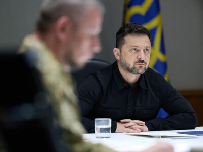 Зеленский после бесед с военными созывает в понедельник заседание Ставки: что будет в повестке дня