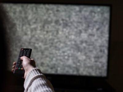 А разве что-то произошло: как российская пропаганда избегает освещения ударов по складам Wildberries (видео) (Видео)