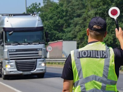 В Киеве ввели ограничение движения грузовиков из-за жары