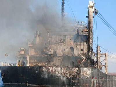 РФ нанесла ракетный удар по сухогрузу с зерном под Одессой: пять человек погибли, судьба ещё пятерых неизвестна - ВМС