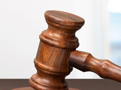 Фонд госимущества продал квартиры и машины подсанкционных лиц на 12,2 млн грн