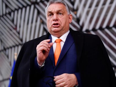  Венгерская прокуратура провела обыски в офисе партии Орбана 