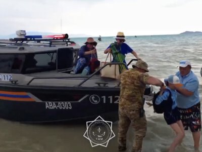  Отдых на Алаколе едва не закончился ЧП: семью эвакуировали с острова 