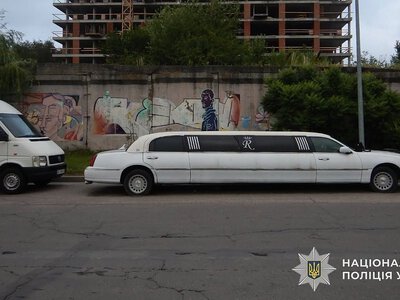 Во Львове в лимузине нашли тело мужчины
