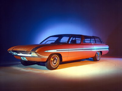 Опередило свое время: Ford представил пророческое семейное авто 60-х (фото, видео)