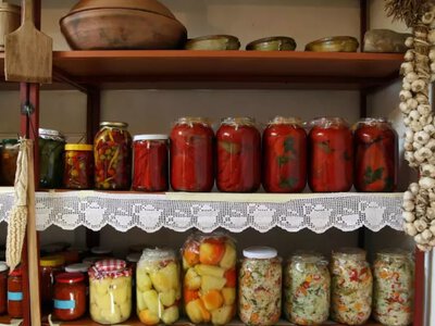 Этот уксус испортит всю консервацию: проверьте бутылку перед тем, как закатывать банки